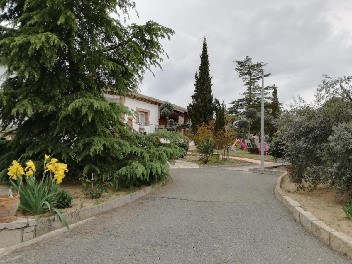 Villa Casa Rural La Amistad à Burguillos de Toledo Extérieur photo