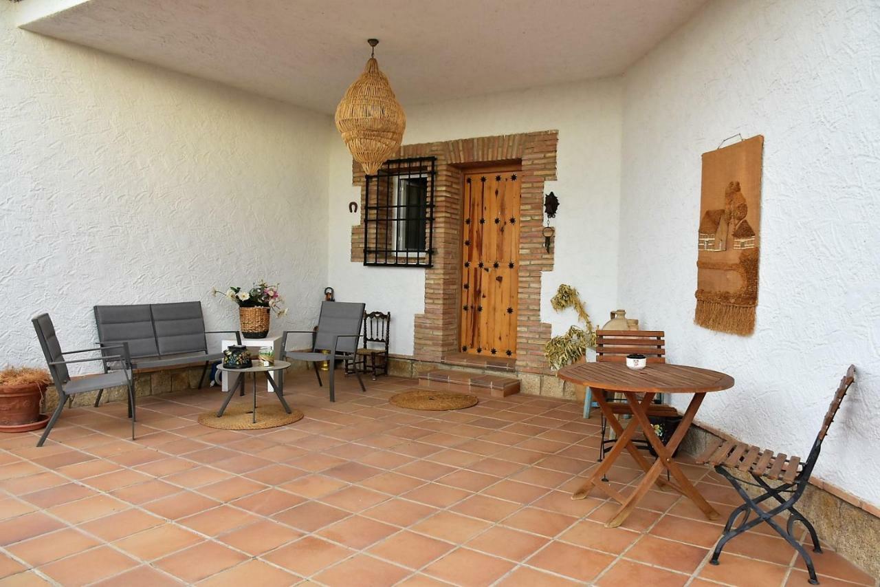 Villa Casa Rural La Amistad à Burguillos de Toledo Extérieur photo