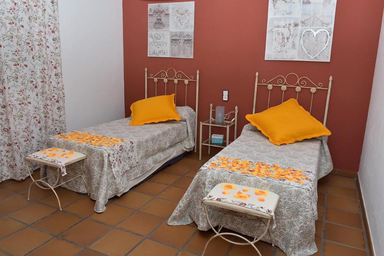 Villa Casa Rural La Amistad à Burguillos de Toledo Extérieur photo